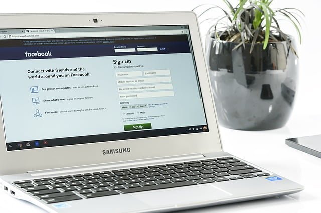Show up in Facebook Groups